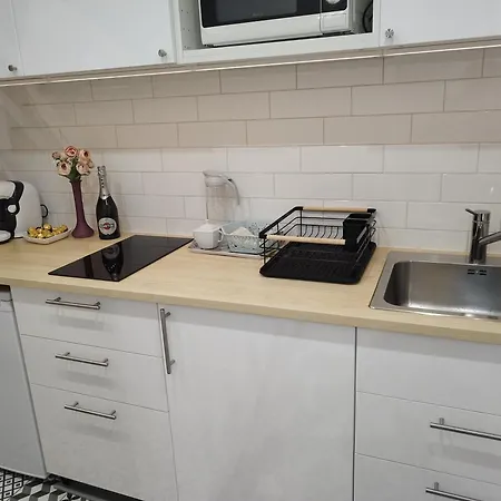 Center Emilii Plater דירה ורשה